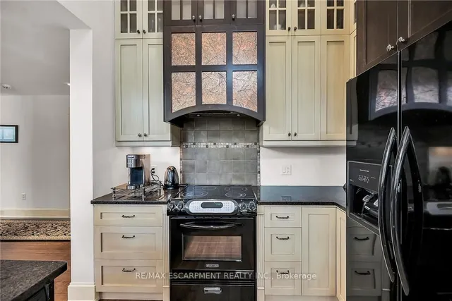 Additional image 18 of 285 Hamilton Dr