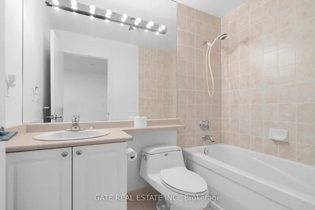 Additional image 33 of 38 Fontenay Crt Unit 1605