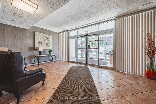 Additional image 3 of 30 Harrisford St Unit 102