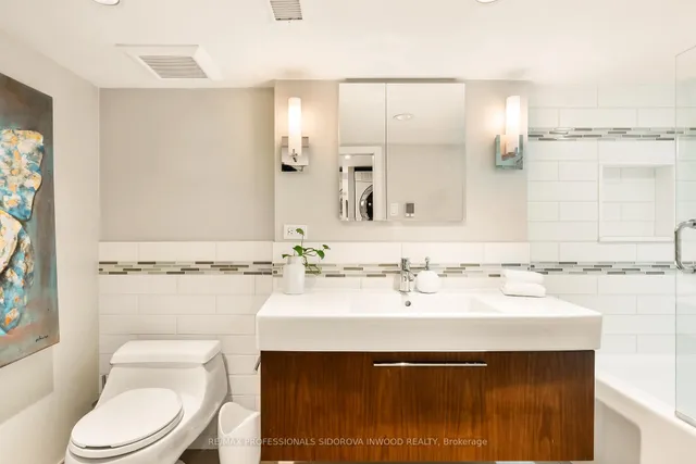 Additional image 31 of 2 Morland Rd