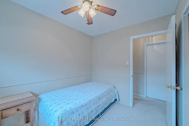 Additional image 18 of 184 Oakmeadow Blvd