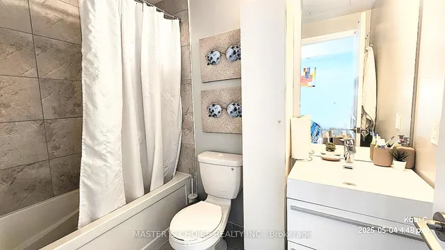 Additional image 17 of 15 Zorra St Unit 2002