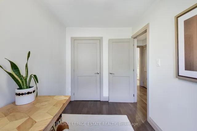 Additional image 16 of 243 Ontario St