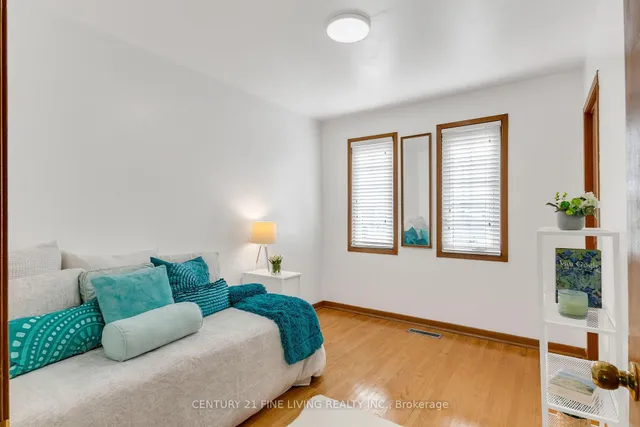 Additional image 31 of 603 Brown's Line