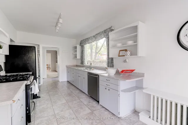 Additional image 24 of 1427 Ontario St