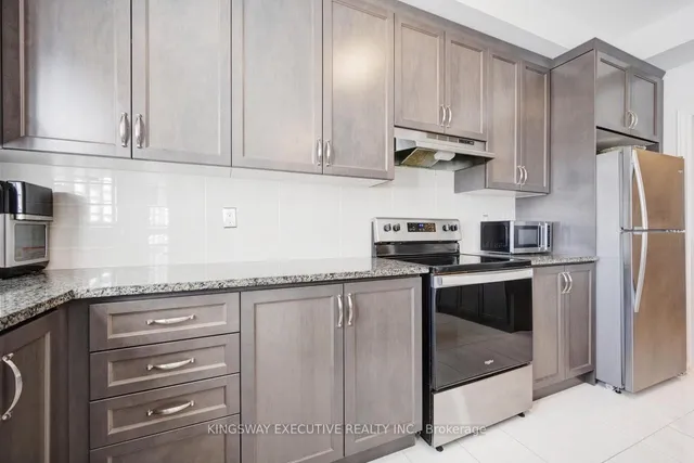 Additional image 11 of 11 Flaibano St