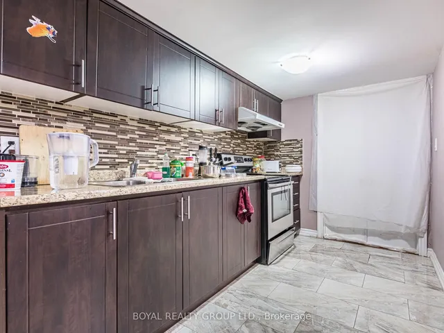 Additional image 43 of 13 Crevice Gate