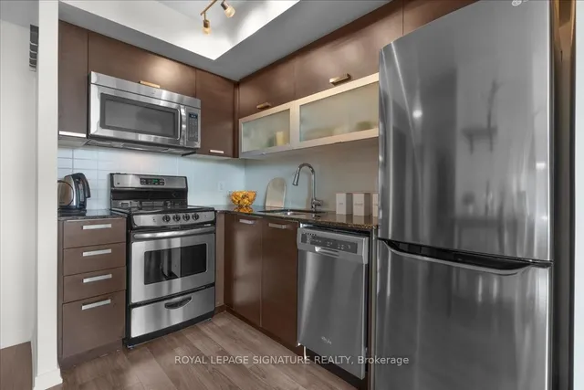 Additional image 4 of 68 Abell St Unit 933