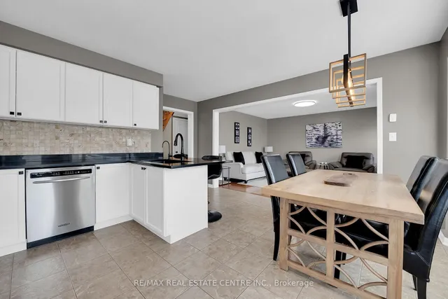 Additional image 8 of 3266 MCCURDY Crt