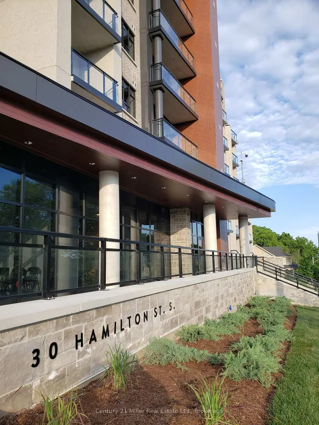 30 Hamilton St Unit 706