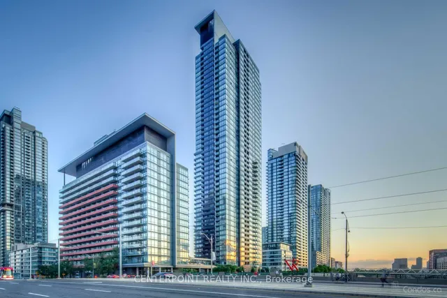 21 Iceboat Terr Unit 4009