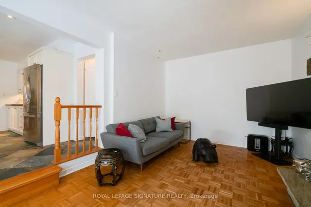 Additional image 8 of 8 Stonemanse Crt