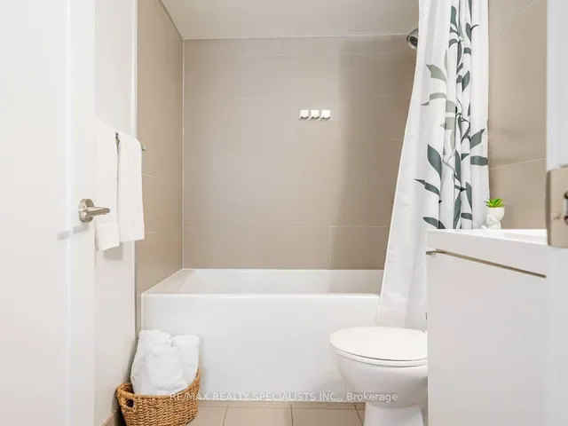 Additional image 9 of 300 Front St Unit 304