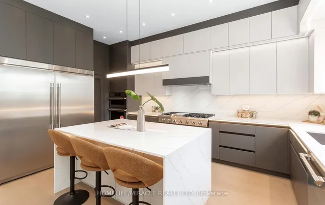 Additional image 14 of 55 Adanac Dr