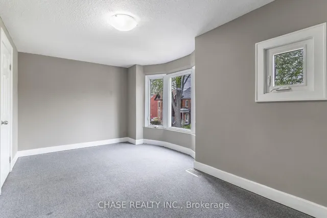 Additional image 18 of 86 Smith Ave