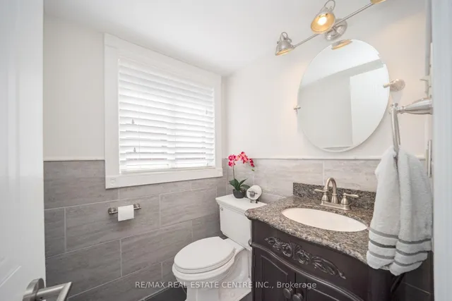 Additional image 8 of 36 Lockwood Rd