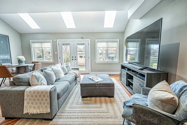 Additional image 12 of 116 Lake Shore Dr