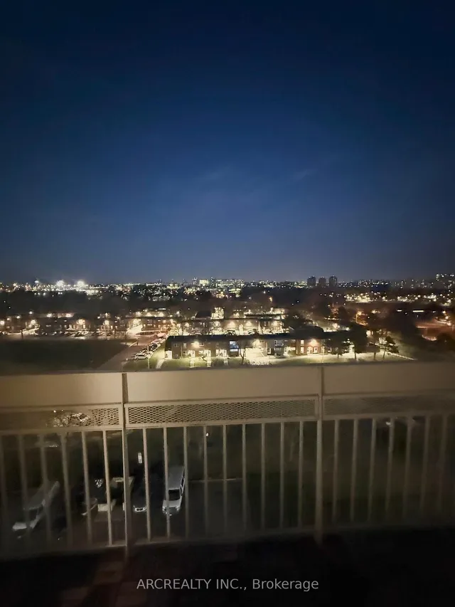 Additional image 36 of 4673 Jane St Unit 1007