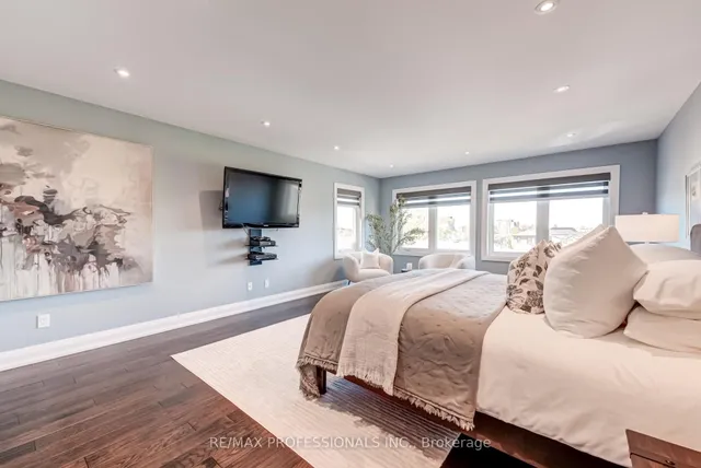 Additional image 24 of 372 Silverthorn Ave