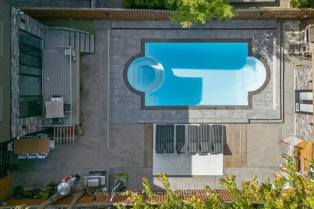 Additional image 48 of 218 Cameron Ave