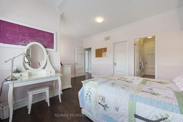 Additional image 31 of 401 Coombs Crt