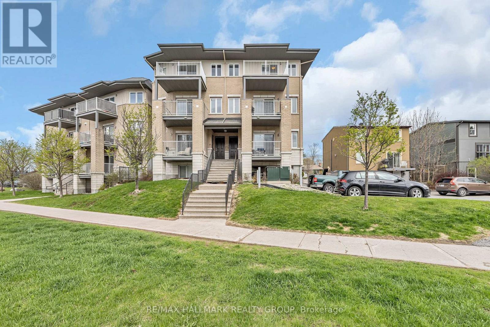 6 - 1220 MCWATTERS ROAD|Ottawa, Ontario K2C3Y2