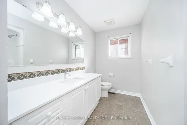 Additional image 31 of 170 Desert Sand Dr