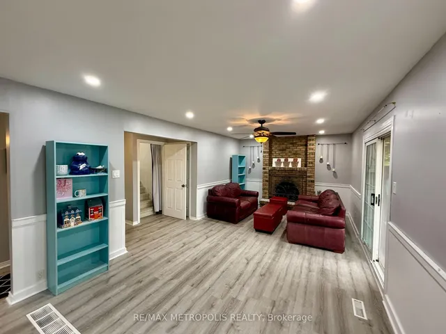 Additional image 19 of 36 Tanager Sq