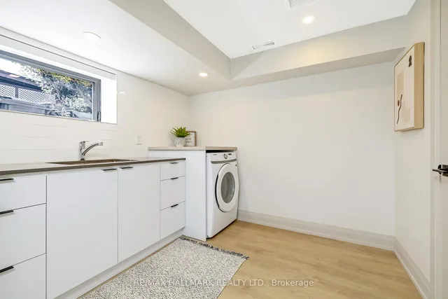 Additional image 42 of 68 Harewood Ave