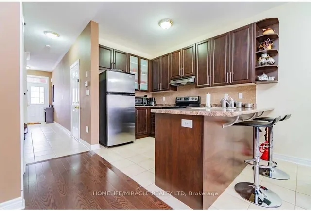 Additional image 4 of 11 Lorenzo Circ