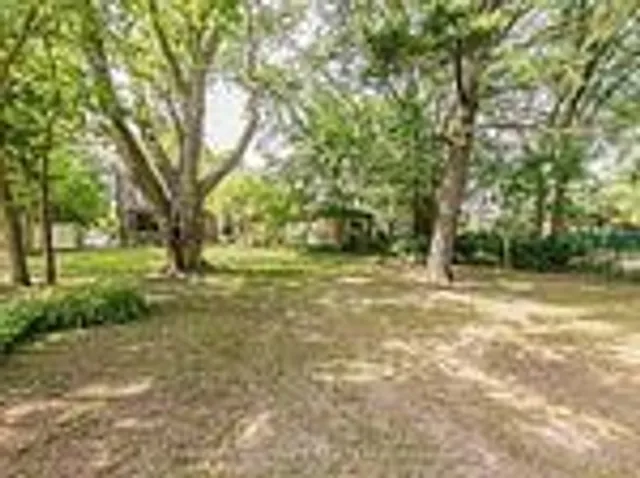 Additional image 9 of 14 Townsend Ave