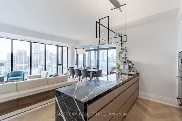 Additional image 10 of 200 Cumberland St Unit 3501