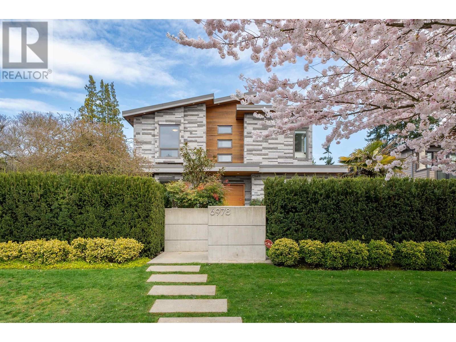 6978 LAUREL STREET|Vancouver, British Columbia V6P3T7