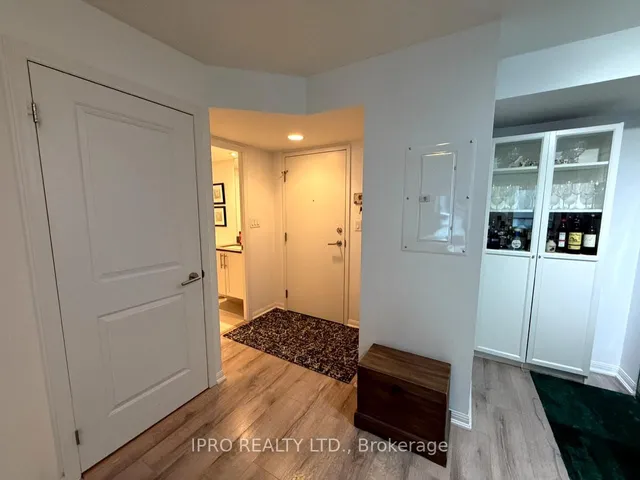 400 Adelaide St Unit 801