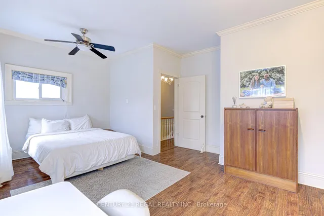 Additional image 29 of 109 Victoria Ave