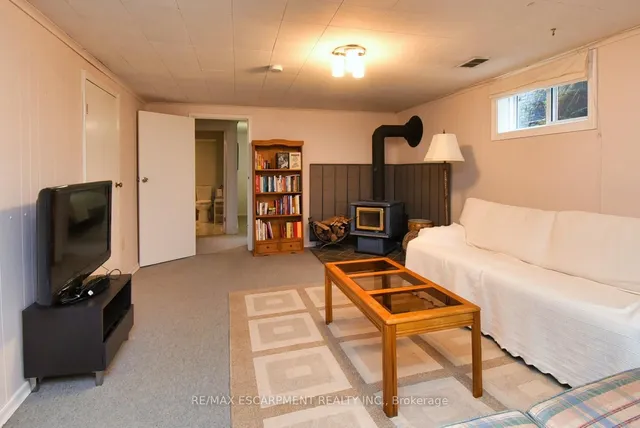 Additional image 34 of 733 Ashley Ave