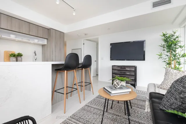 Additional image 7 of 8 Hillsdale Ave Unit 737