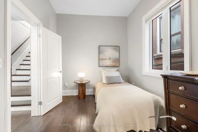 Additional image 26 of 93 Harvie Ave