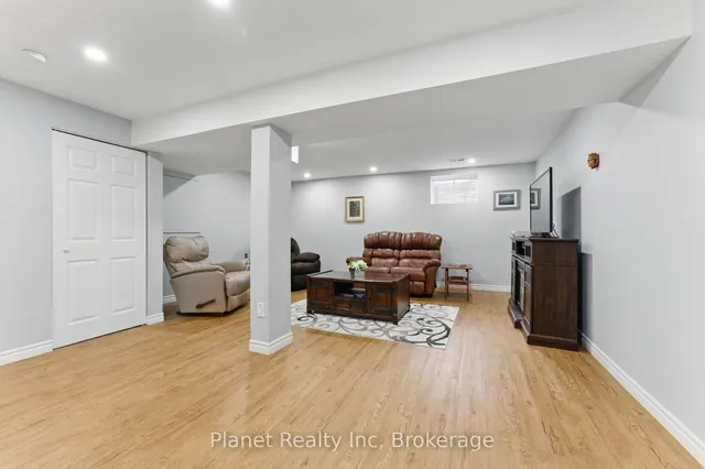 Additional image 25 of 651 Farmstead Dr Unit 9