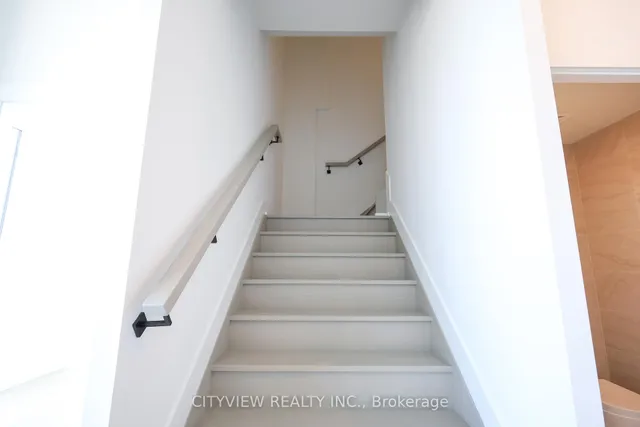 Additional image 16 of 270 Dufferin St Unit PH4