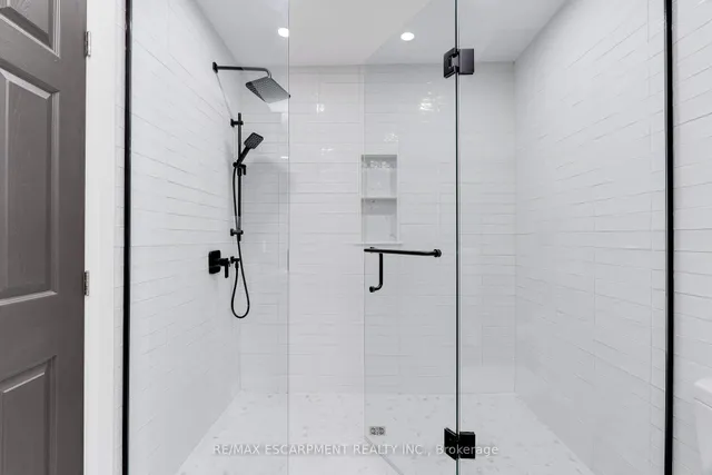 Additional image 40 of 142 Watercrest Dr