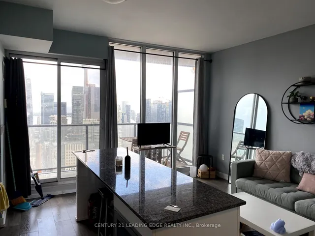 Additional image 6 of 426 University Ave Unit P307