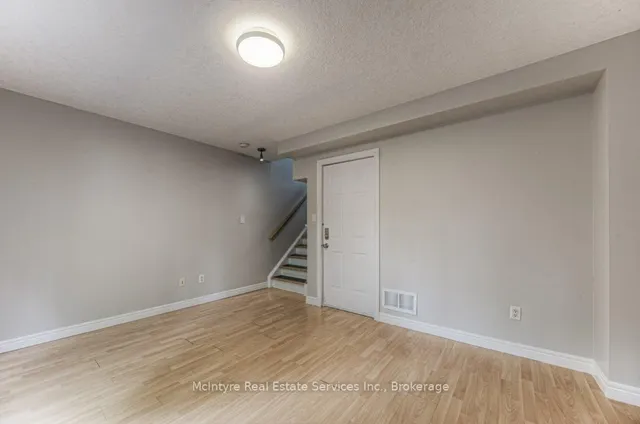 Additional image 32 of 28 Mansion St Unit 6