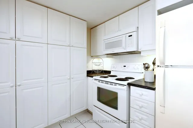 Additional image 11 of 1127 Cooke Blvd Unit 503