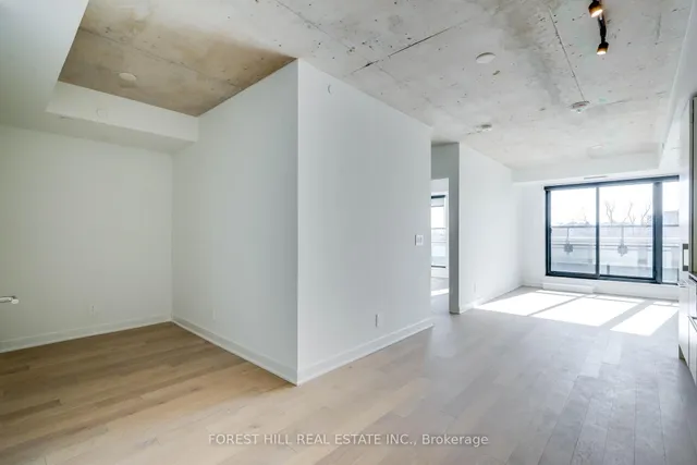 Additional image 6 of 2720 Dundas St Unit 401