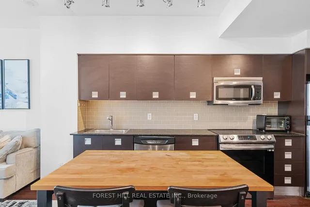 Additional image 17 of 33 Charles St Unit 1101