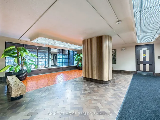 Additional image 4 of 1 Massey Sq Unit 1208