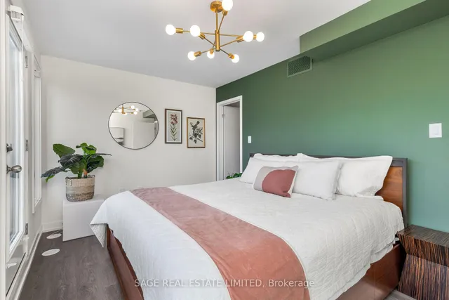 Additional image 18 of 39 Florence St Unit TH4