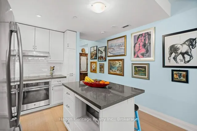 Additional image 12 of 2025 Maria St Unit 302