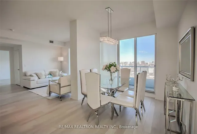 Additional image 6 of 117 McMahon Dr Unit 3702